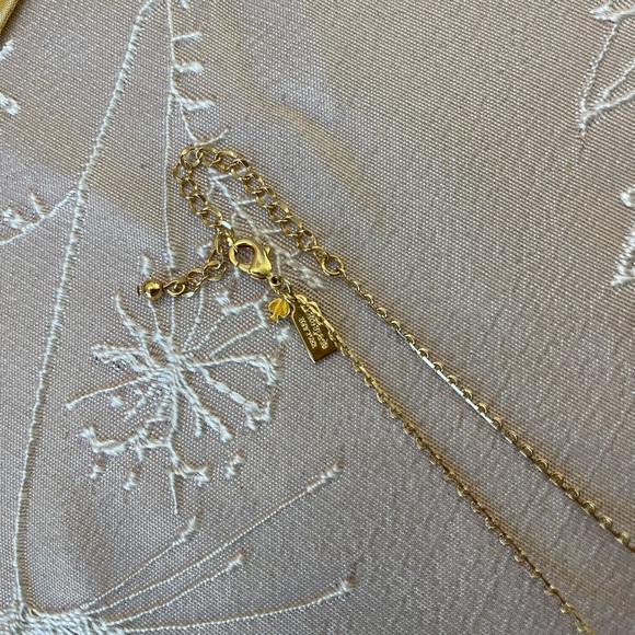NWOT Kate Spade gold sparkly bow 🎀 necklace - Picture 4 of 4